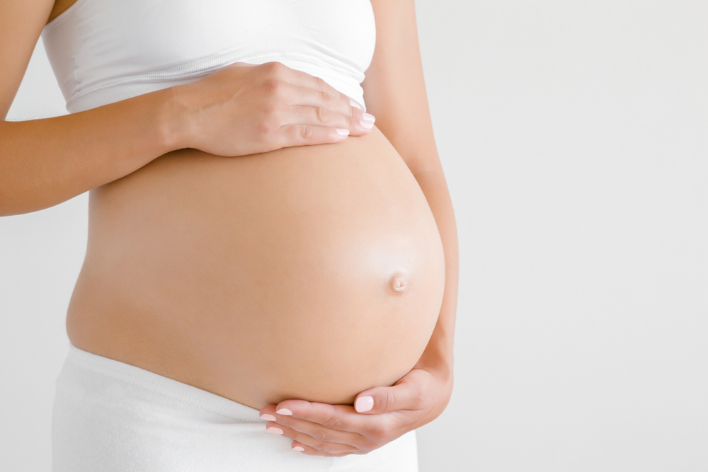 Breast-implants-and-Pregnancy